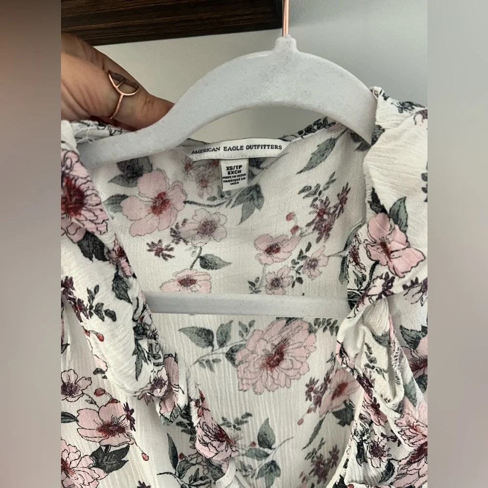 Blouse - Picture 2 of 3